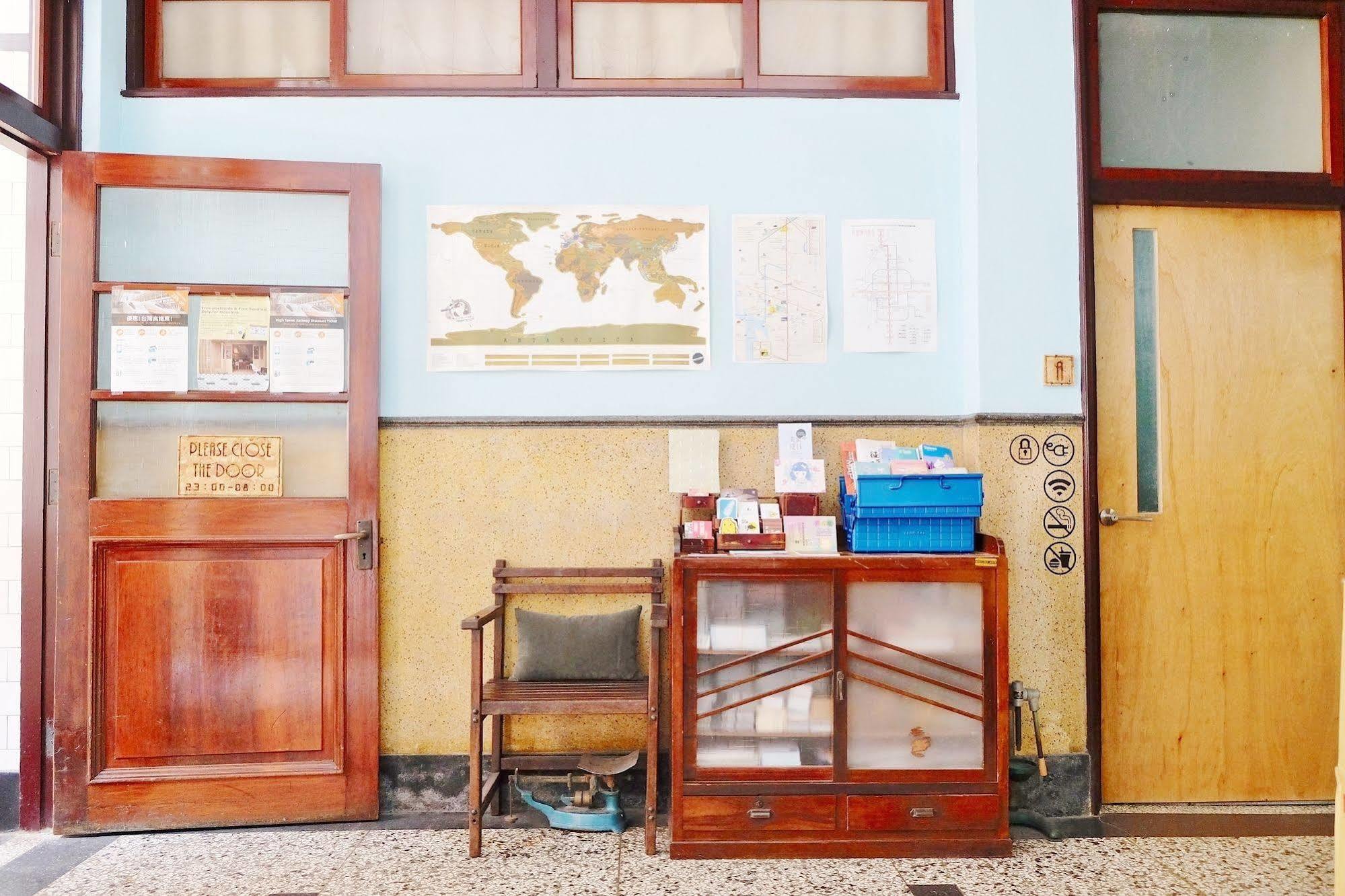 ウィズ イン ホステル 高雄市 エクステリア 写真